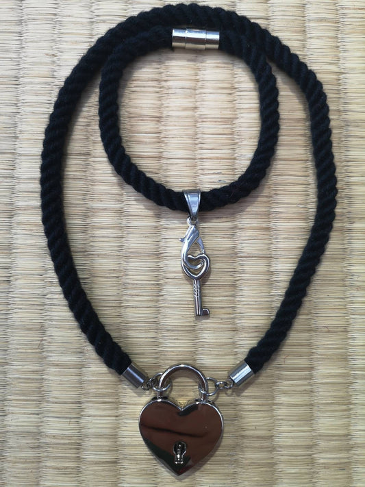 Black bamboo locking rope collar and bracelet - RebornRopes