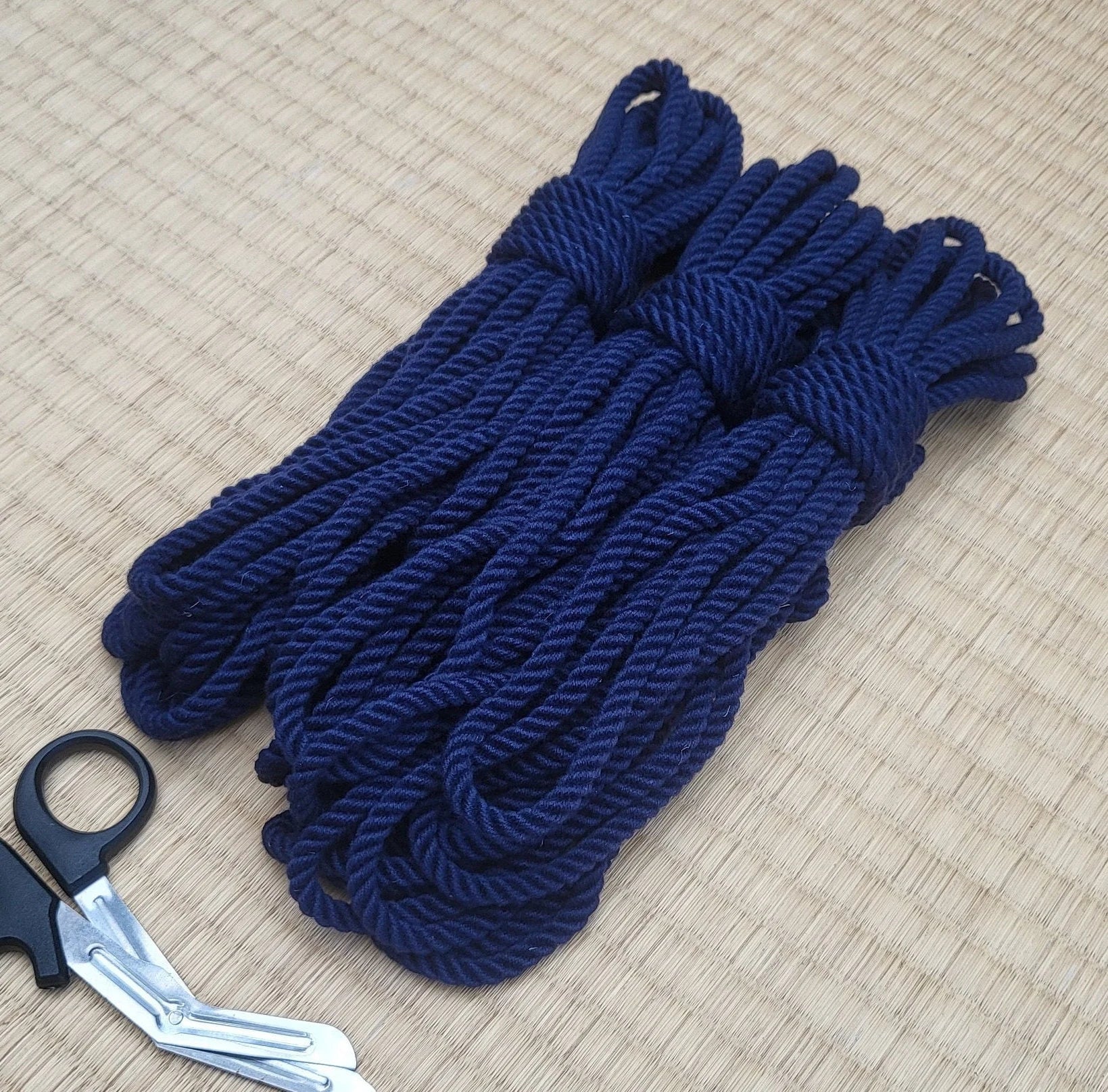 Kimbo Rope Navy Bamboo Rope Kit - Skin Safe and Ready to Use – RebornRopes