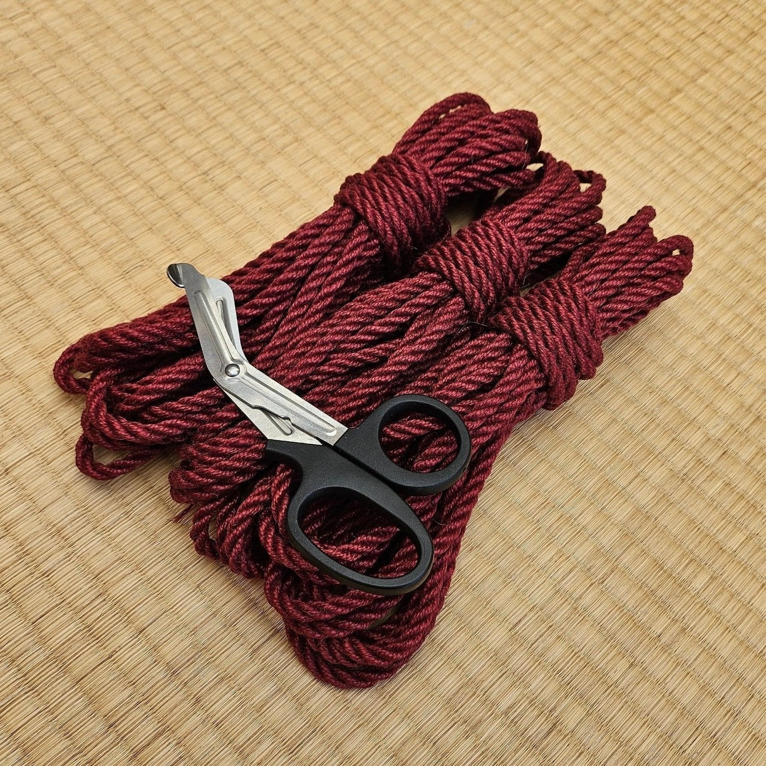 Cherry red 2-Ply Jute Shibari Rope – RebornRopes