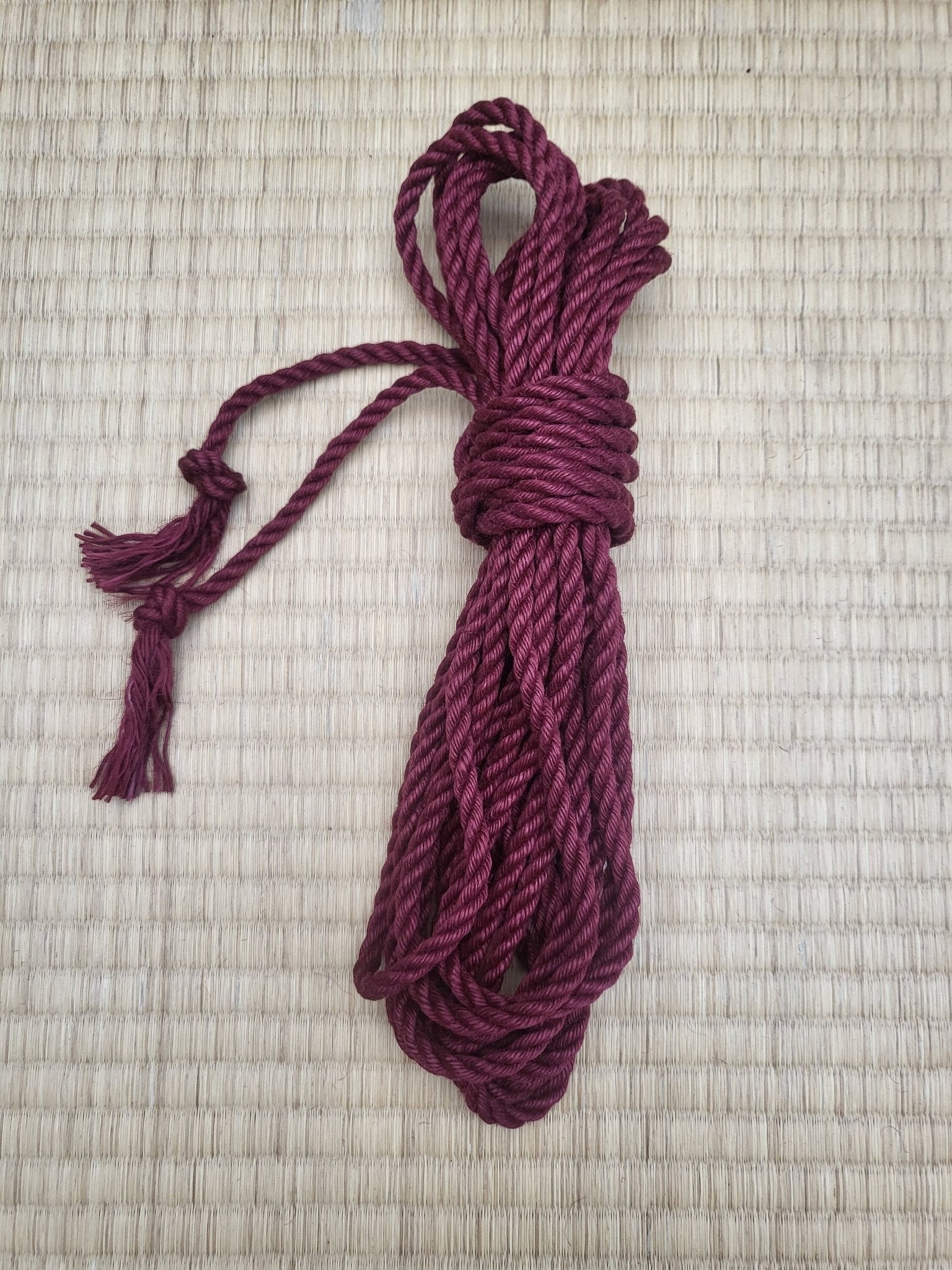 Pshibari Ropes Cherry red - Fully treated jute shibari bondage rope. – RebornRopes