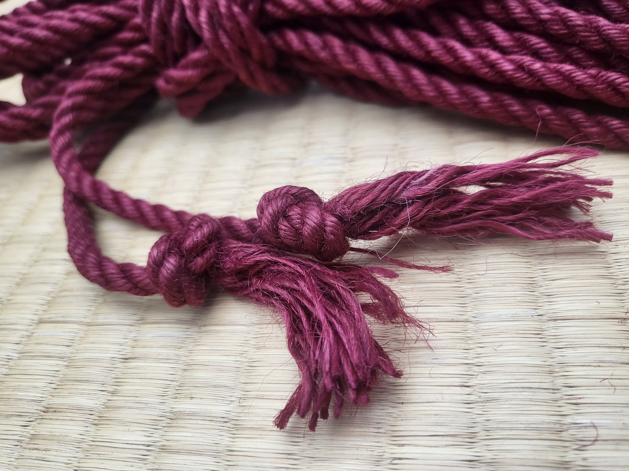 Pshibari Ropes Cherry red - Fully treated jute shibari bondage rope. – RebornRopes