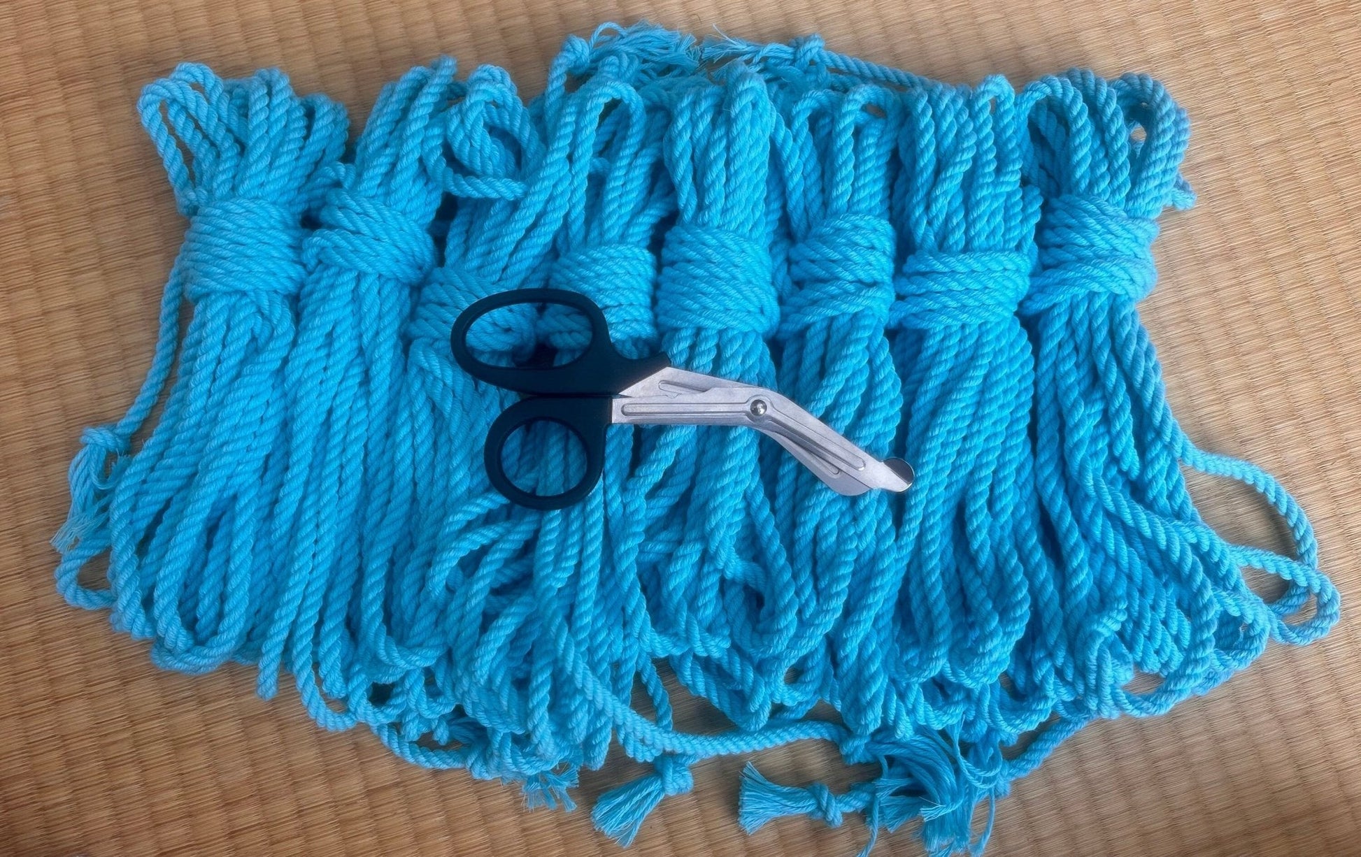 Cornflower Shibari UV Glow Rope - RebornRopes