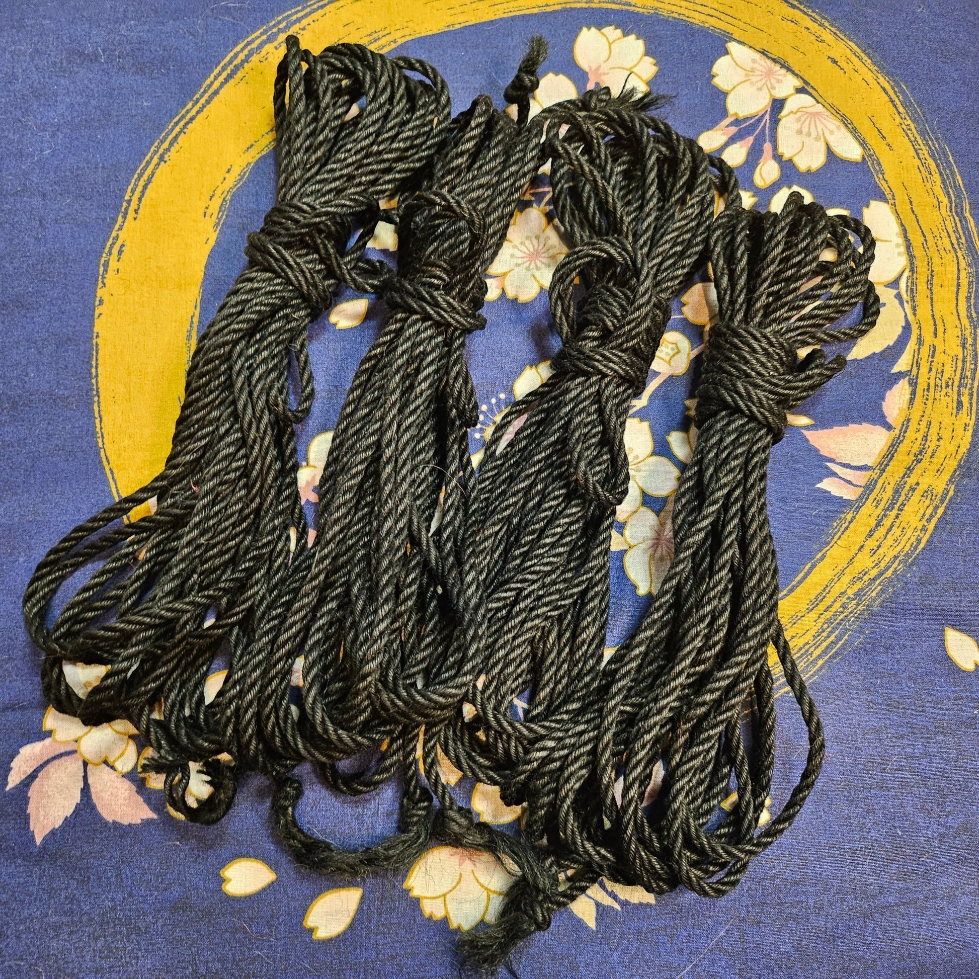 Yukanawa Shibari Rope. 1 ply "Nova" - Kit of 4 ropes. Fully treated' Jute Rope. 9meter(30ft)5mm handmade bondage rope. LIMITED EDITION - RebornRopes