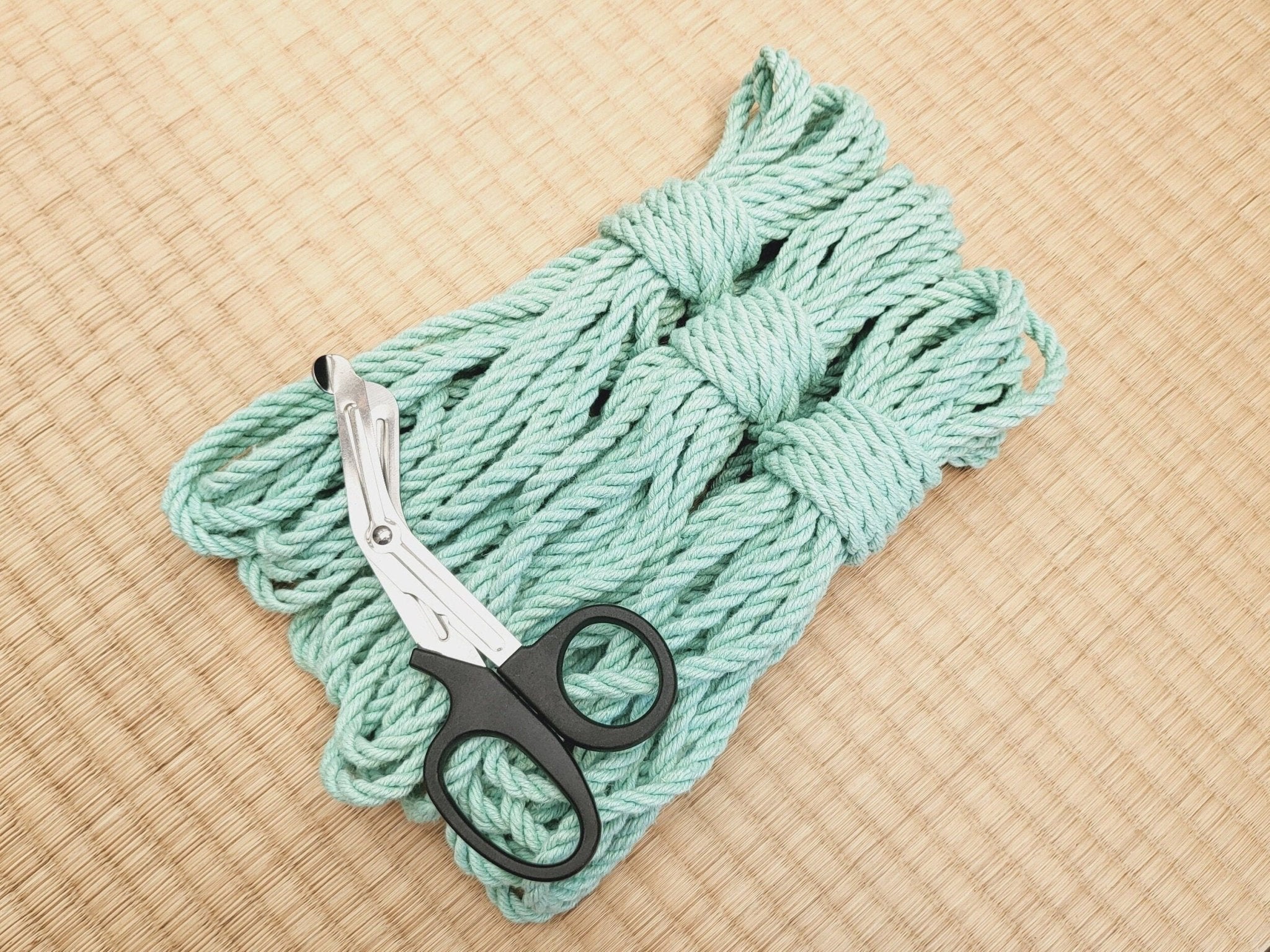 Hemp Shibari Bondage Ropes RebornRopes hemp-shibari-bondage-ropes-rebornropes