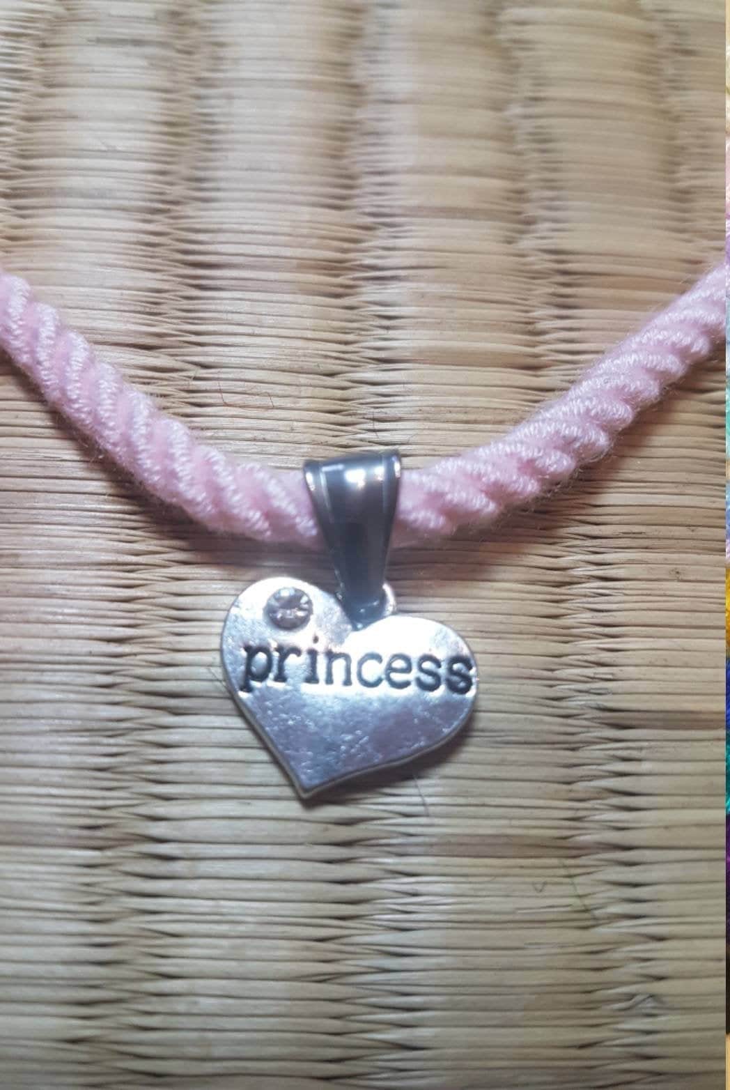 Princess Auto Rope Princess collar made with bamboo rope – RebornRopes