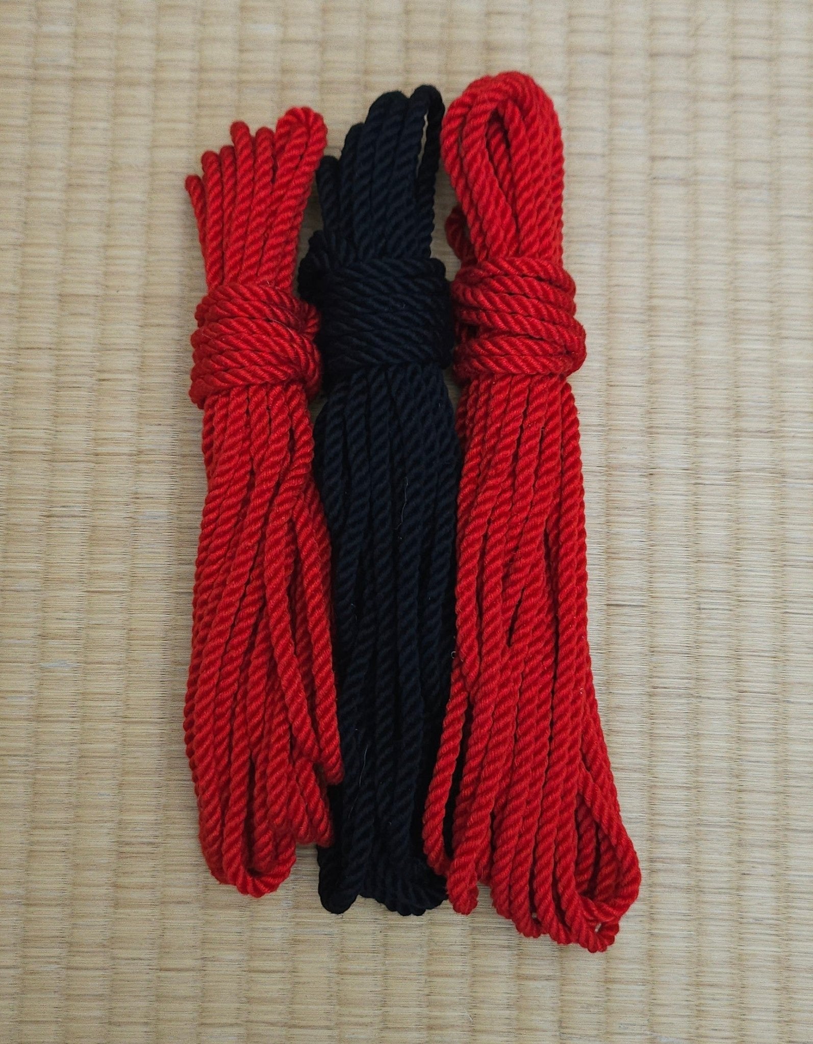 Pure Mulberry Silk Rope - Red/Black - Pure Luxury - RebornRopes