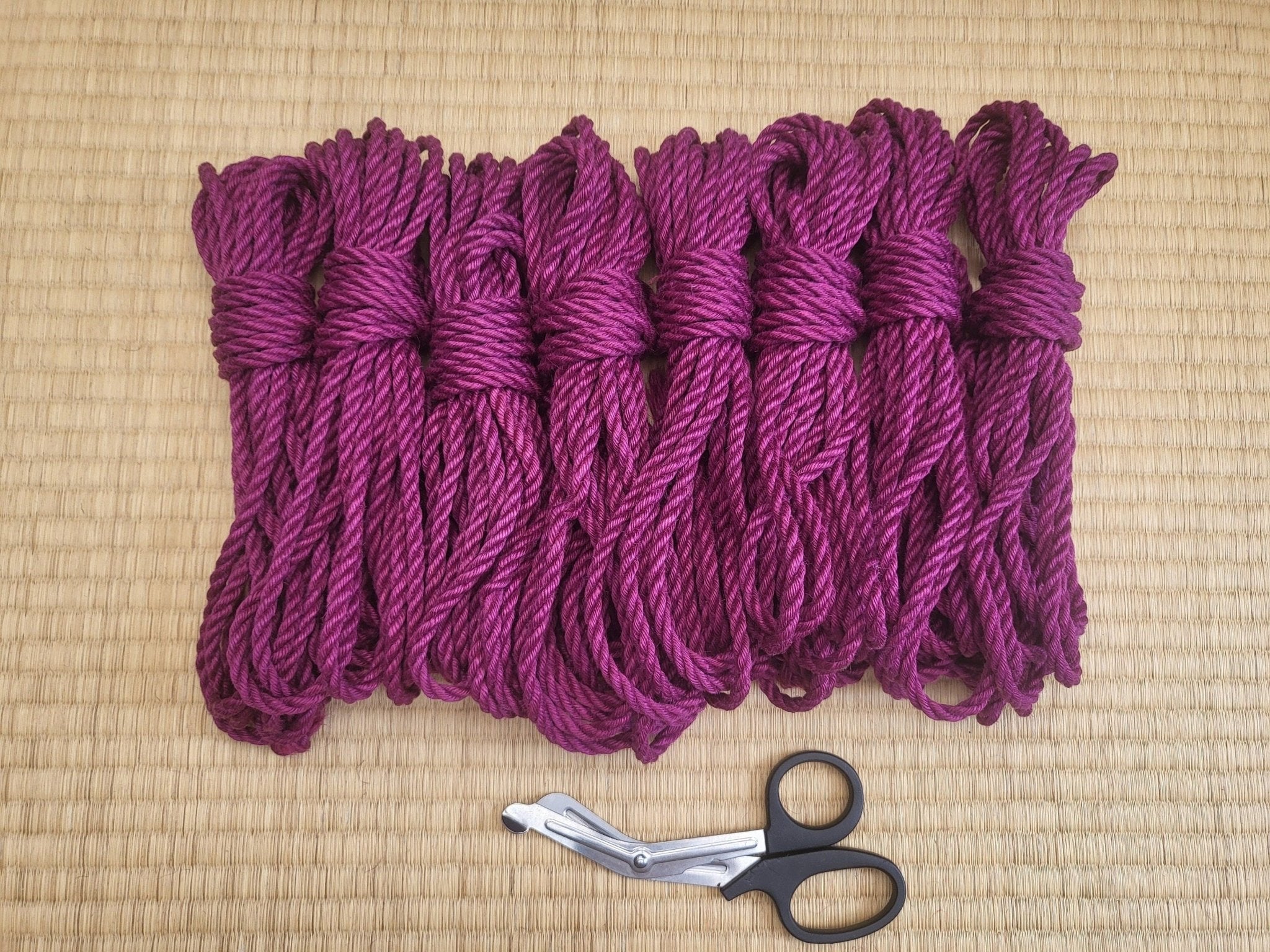 Raspberry Hemp Rope Raspberry Pink Jute Shibari Bondage Rope. – RebornRopes