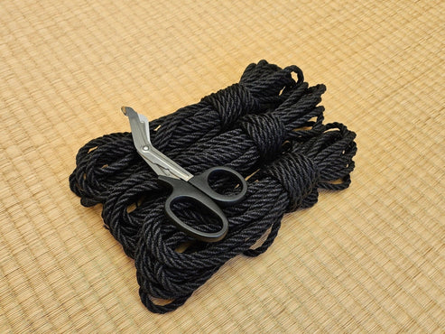 Raki Rope Raven Black 2-Ply Jute Shibari Rope- Ready to use – RebornRopes