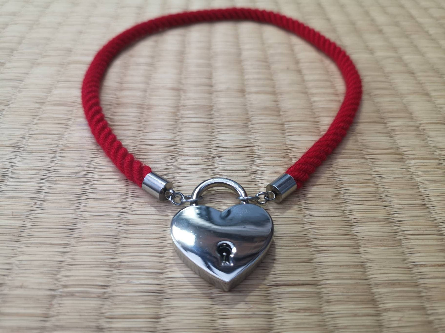 Red bamboo locking rope collar and bracelet set - RebornRopes