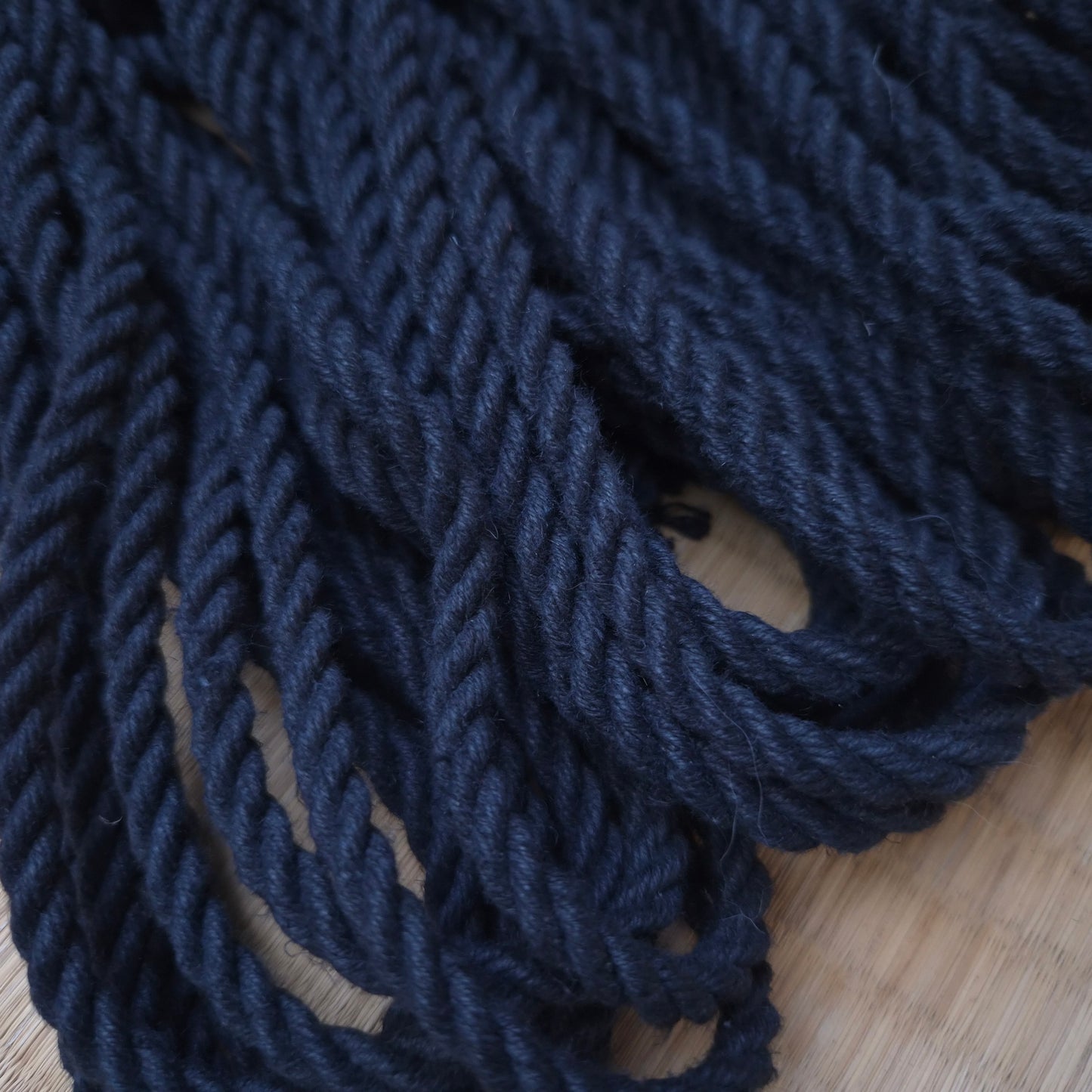 'Raven Black' Hemp bondage rope