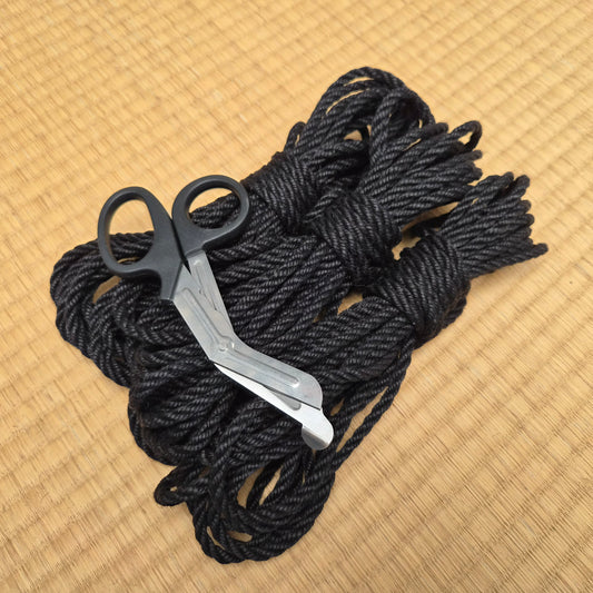 Kinbaku Rope - FloorWork. Black. Fully Treated