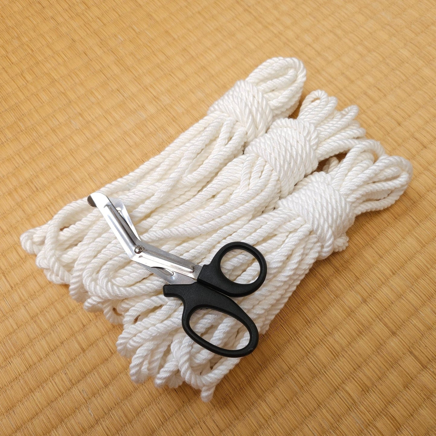 White Shibari Bondage Rope in Bamboo - RebornRopes